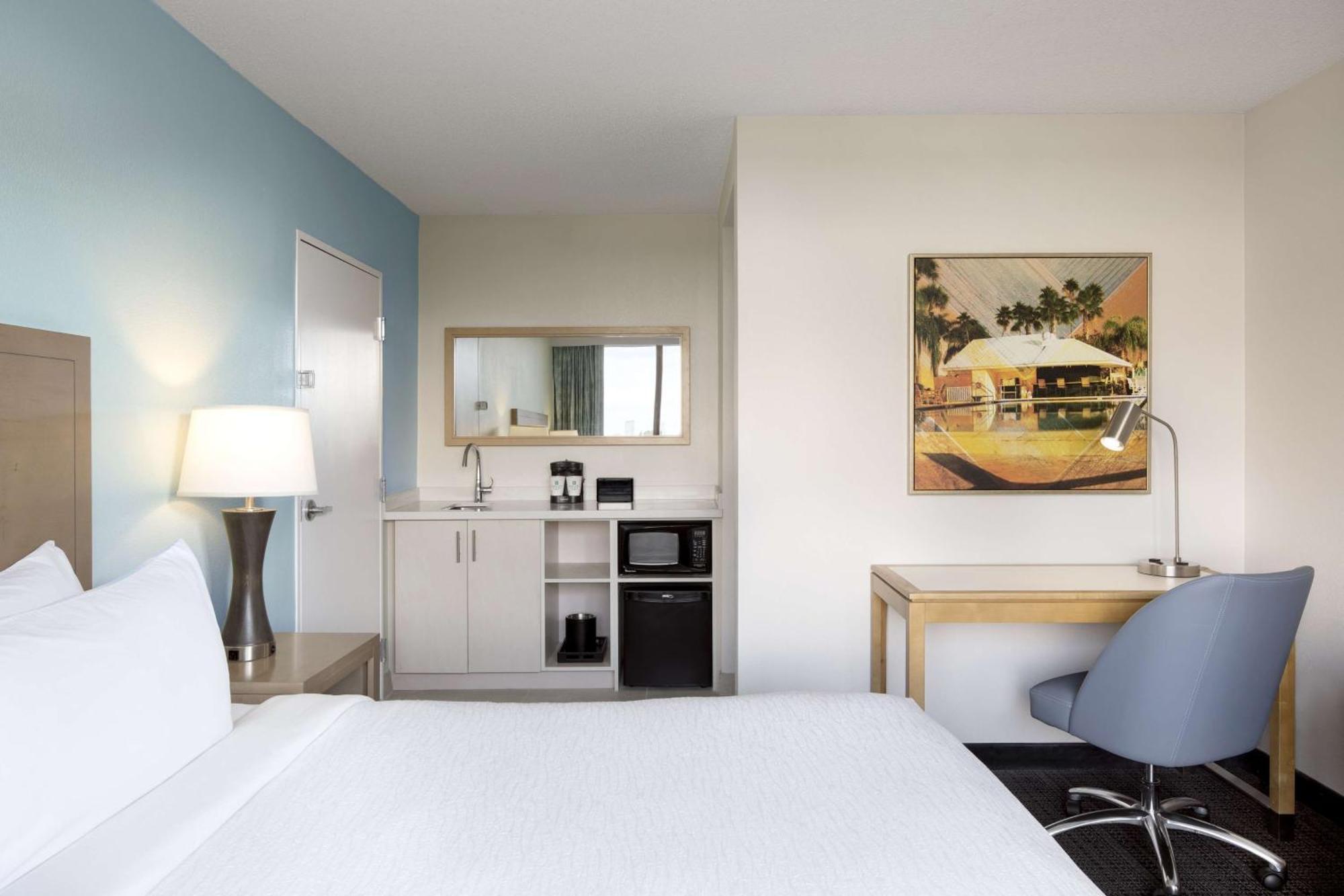 Embassy Suites By Hilton Tampa Airport Westshore Zewnętrze zdjęcie