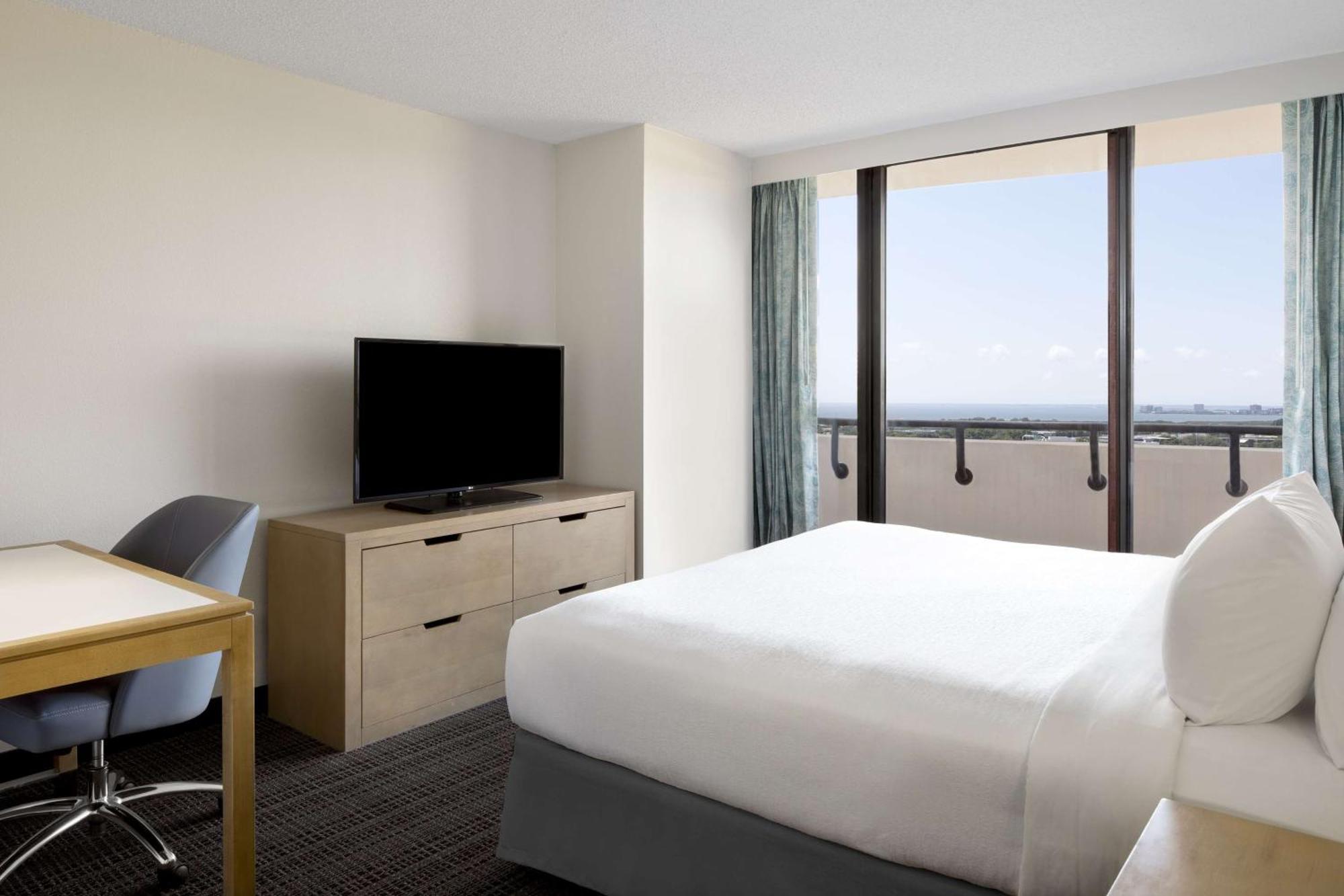 Embassy Suites By Hilton Tampa Airport Westshore Zewnętrze zdjęcie